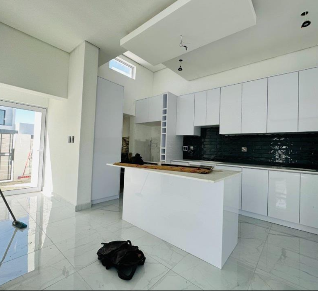 3 Bedroom Property for Sale in Sandown Western Cape